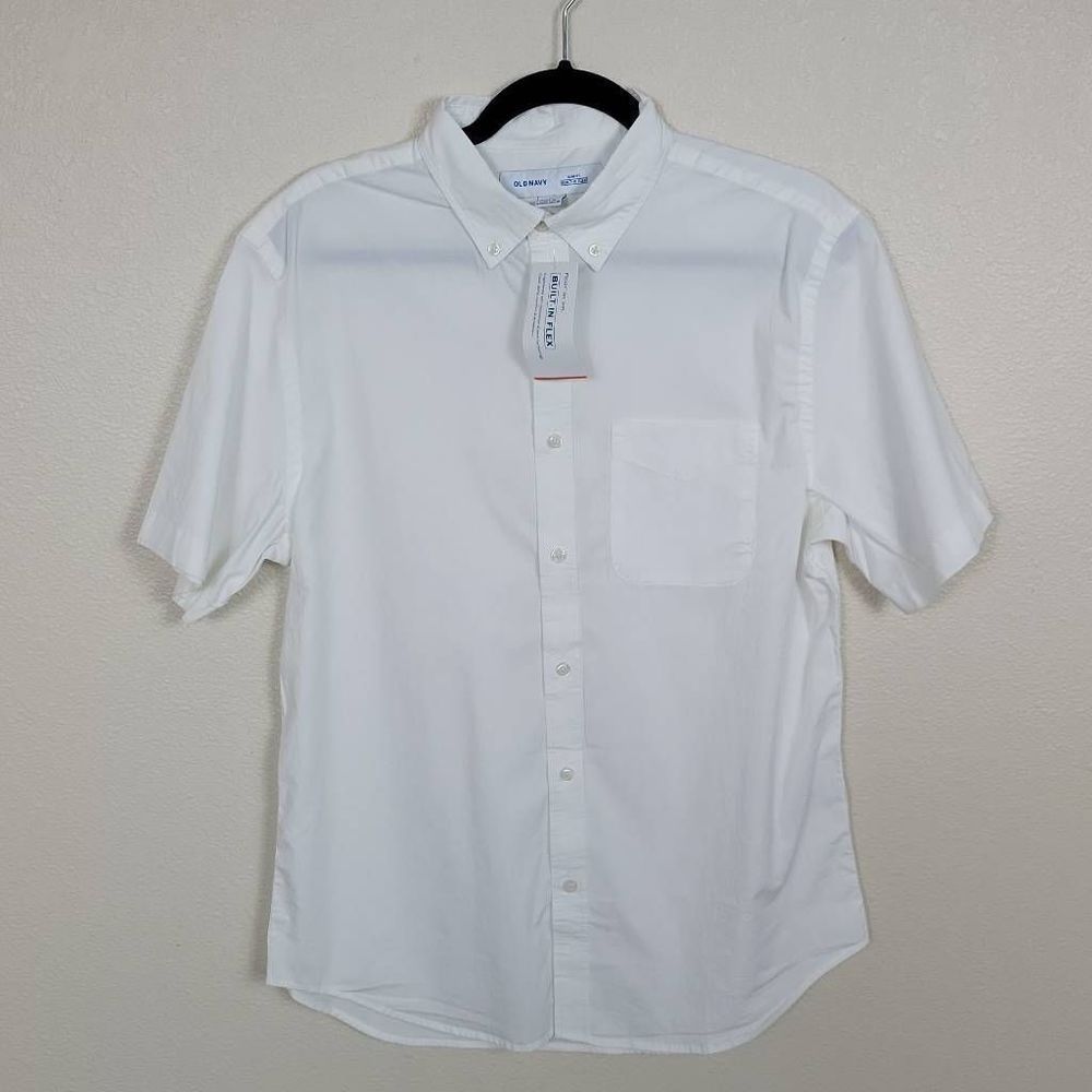 ON Flex Fit White Button-down NWT, Size M